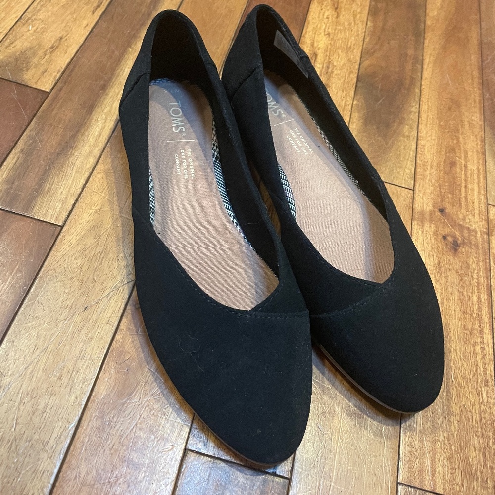 TOMS Shoes